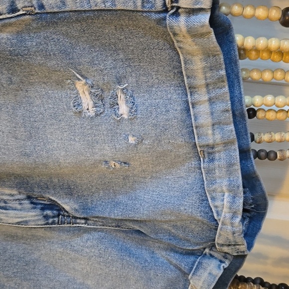 Rewash distressed shorts - Picture 2 of 5